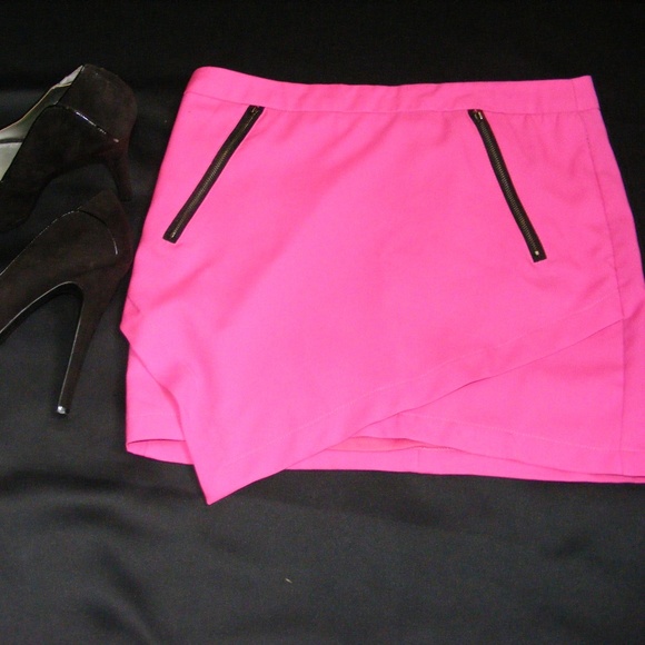 Pink Mini Skirt  FINAL SALE - Picture 4 of 7